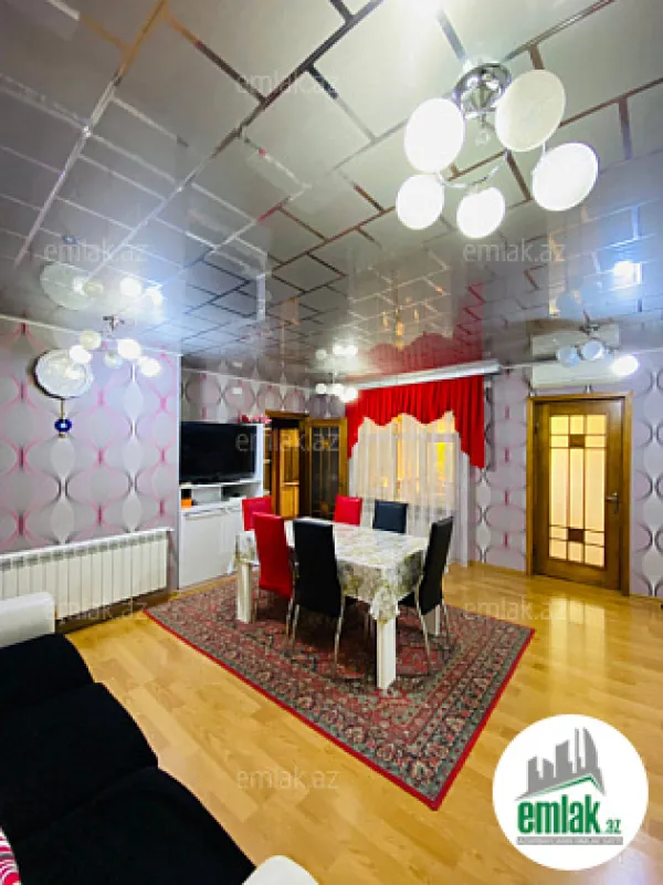Satılır 10 otaqlı həyət evi 310 m²