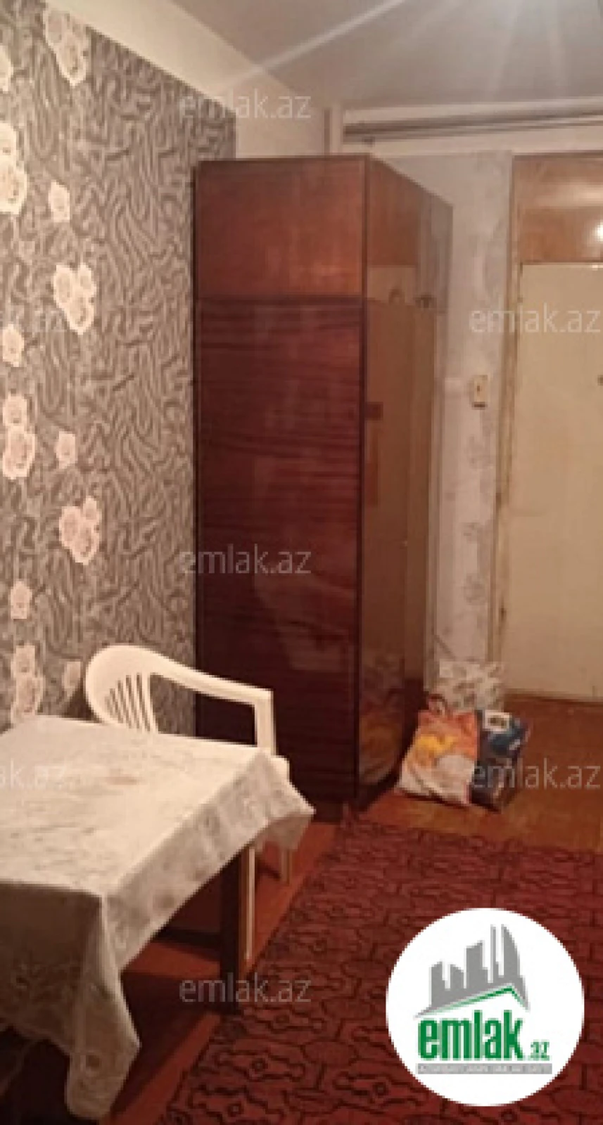 Satılır 1 otaqlı köhnə tikili 17 m²