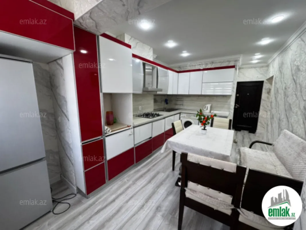 Satılır 2 otaqlı köhnə tikili 65 m²