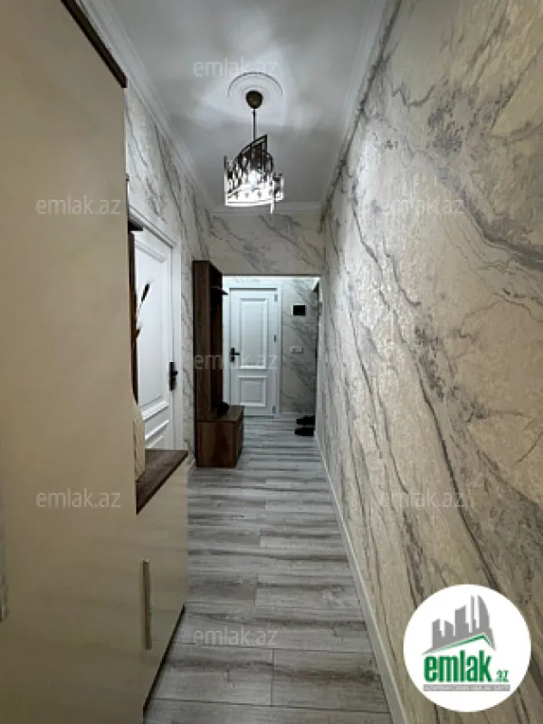 Satılır 2 otaqlı köhnə tikili 65 m²