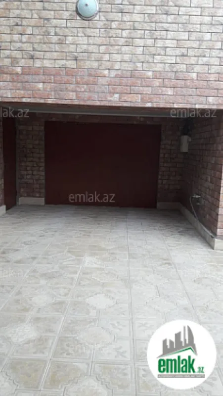 Satılır 6 otaqlı həyət evi 350 m²