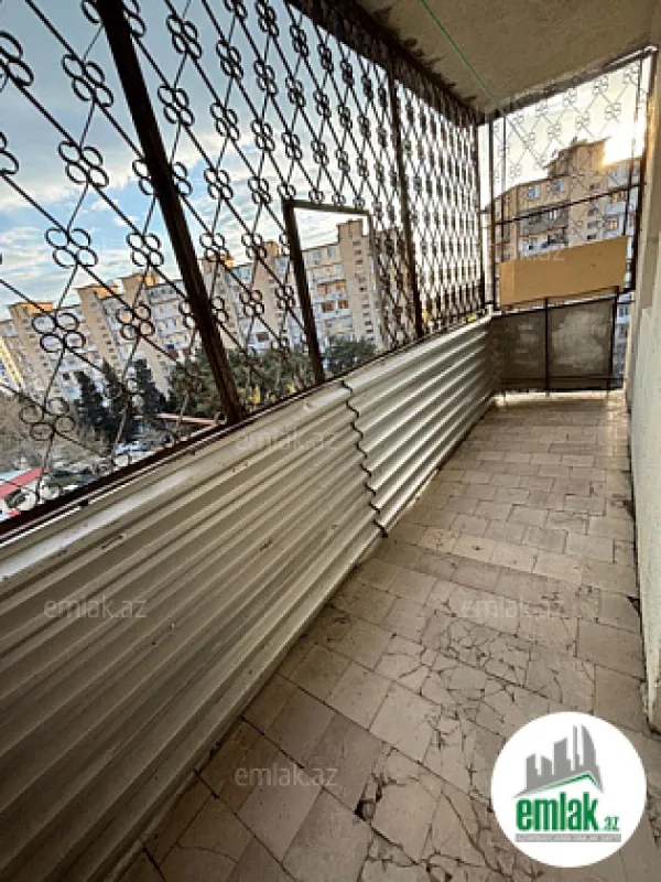 Satılır 1 otaqlı köhnə tikili 40 m²