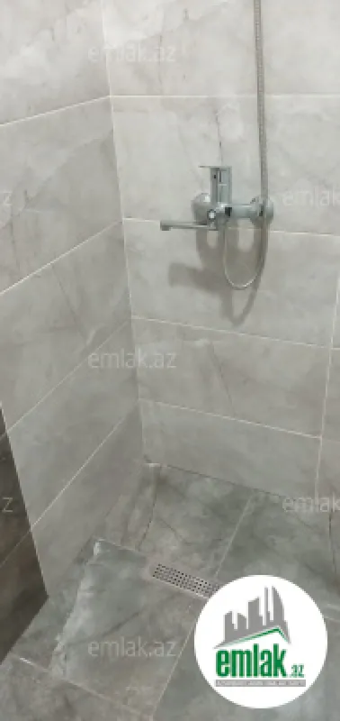 Satılır 3 otaqlı yeni tikili 120 m²