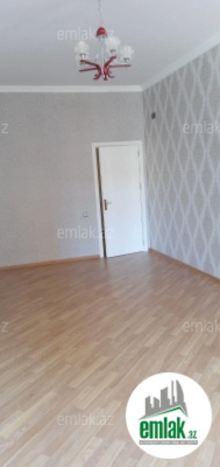 Satılır 3 otaqlı yeni tikili 120 m²