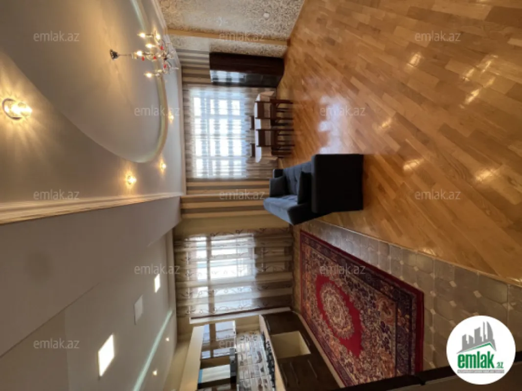 Satılır 3 otaqlı yeni tikili 135 m²