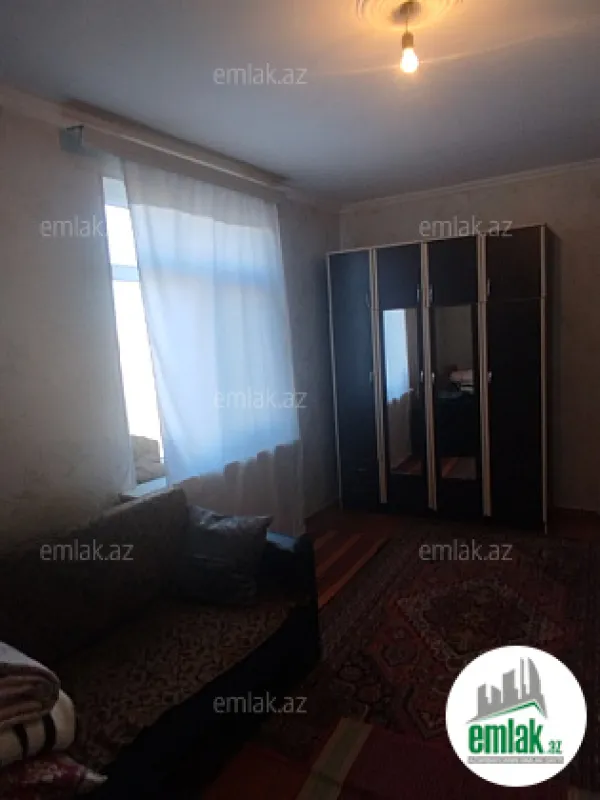 Satılır 1 otaqlı köhnə tikili 31 m²