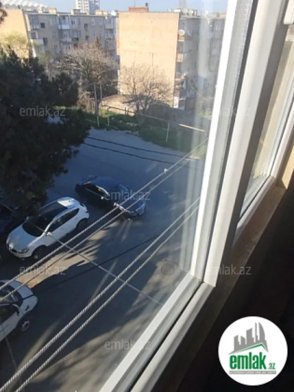 Satılır 1 otaqlı köhnə tikili 31 m²