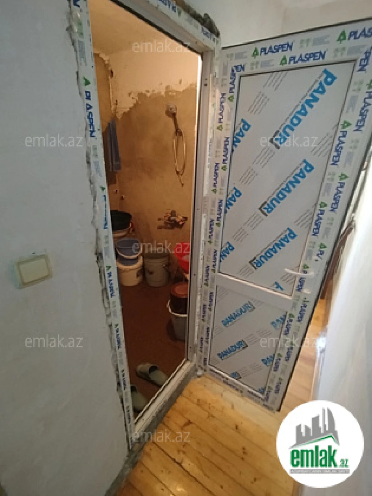 Satılır 1 otaqlı köhnə tikili 31 m²