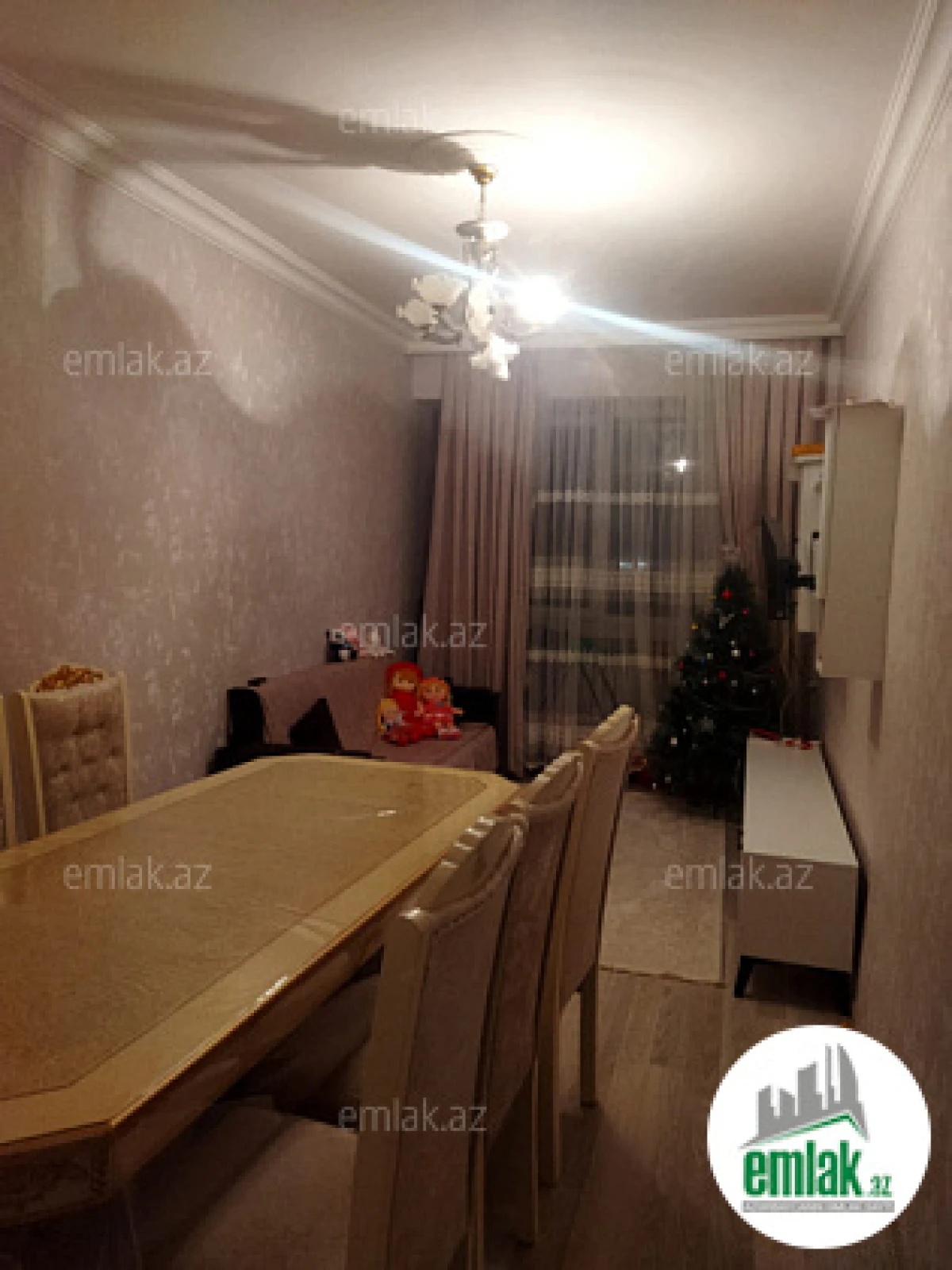 Satılır 3 otaqlı köhnə tikili 72 m²