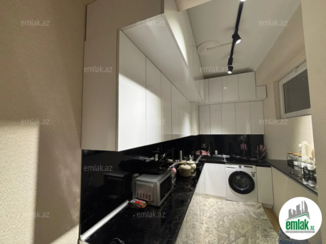 Satılır 3 otaqlı yeni tikili 101 m²