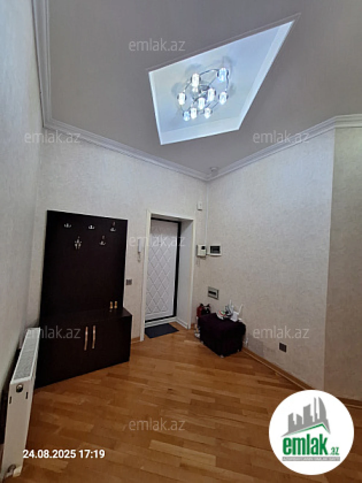 Satılır 2 otaqlı yeni tikili 91 m²