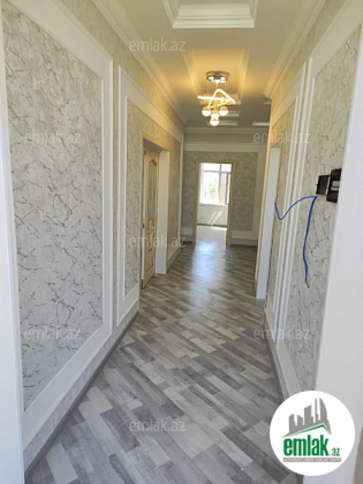 Satılır 4 otaqlı həyət evi 195 m²