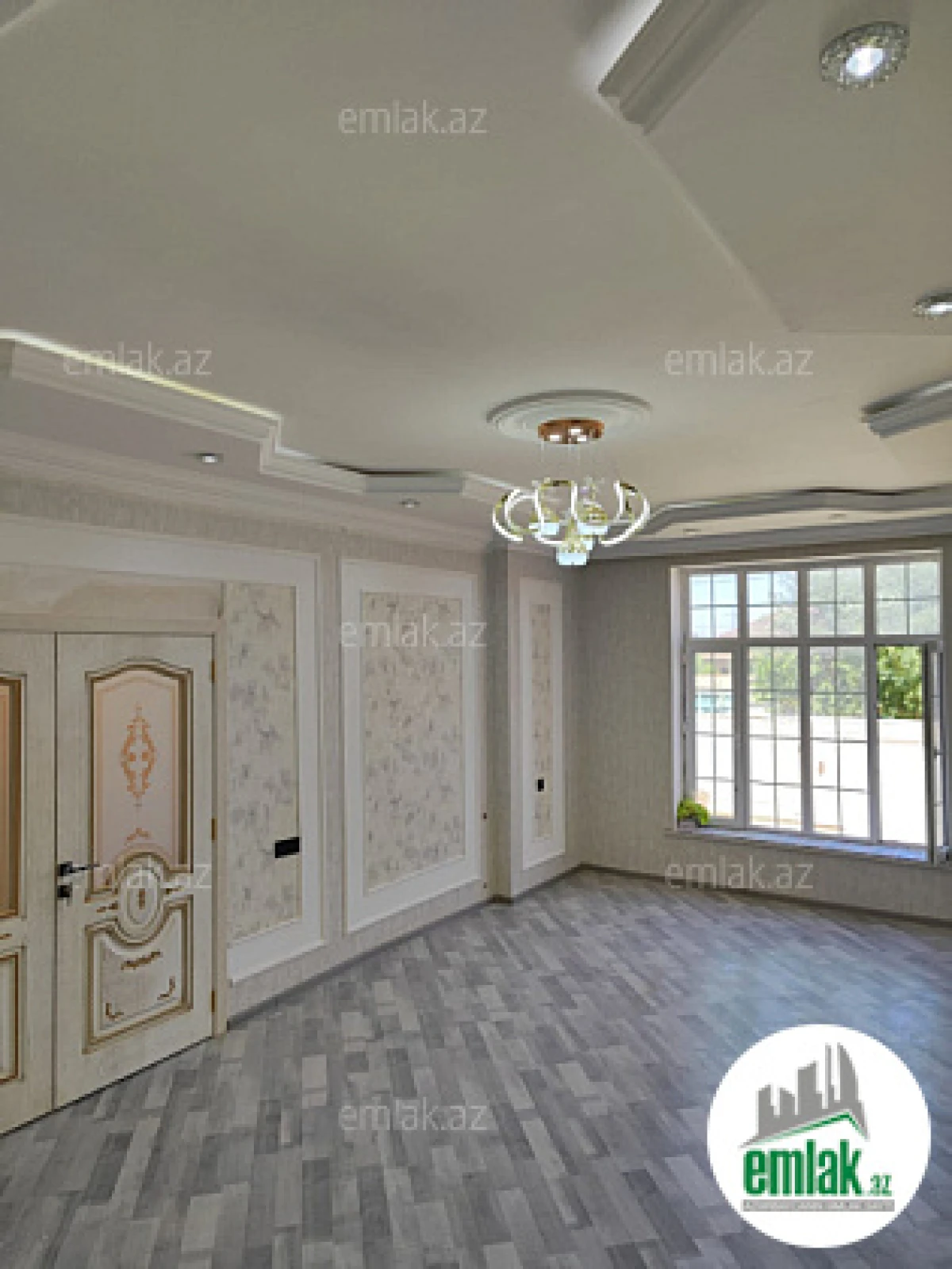 Satılır 4 otaqlı həyət evi 195 m²