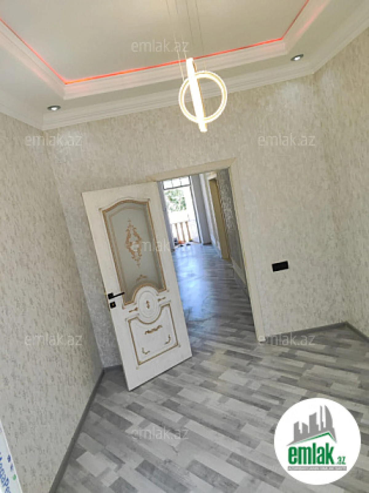 Satılır 4 otaqlı həyət evi 195 m²