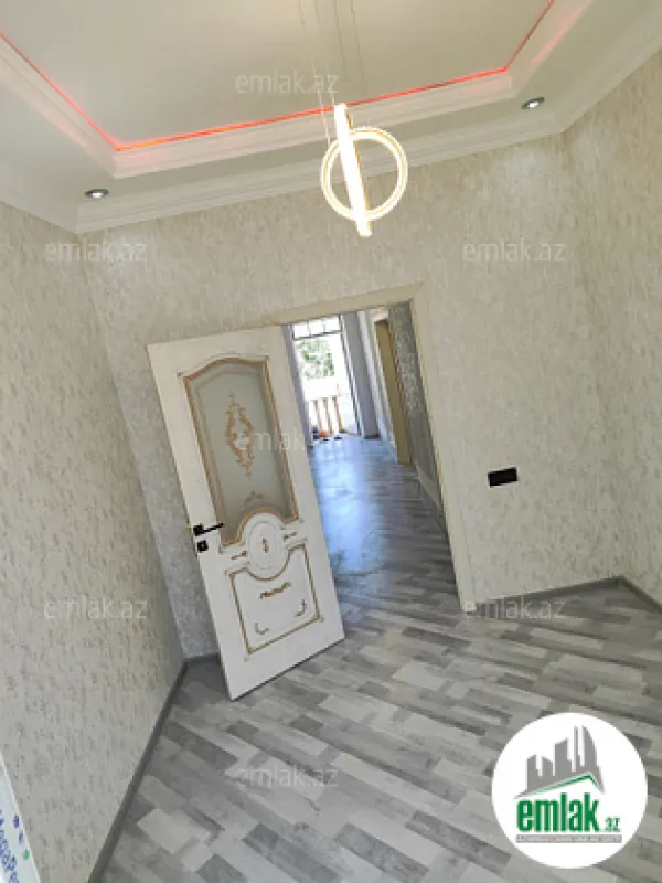 Satılır 4 otaqlı həyət evi 195 m²