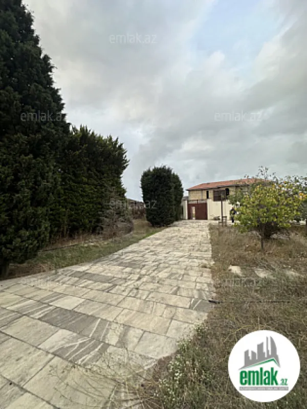 Satılır 5 otaqlı mənzil 150 m²