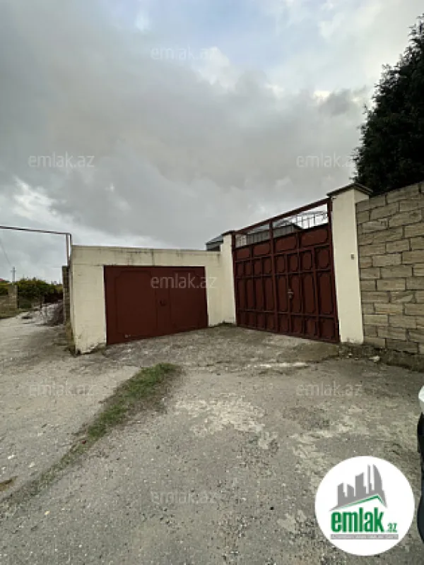 Satılır 5 otaqlı mənzil 150 m²