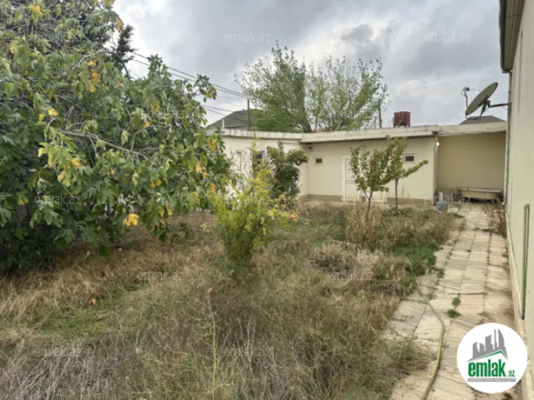 Satılır 5 otaqlı mənzil 150 m²