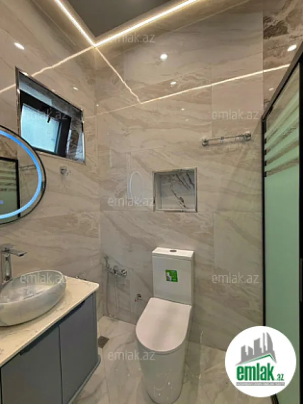 Satılır 4 otaqlı mənzil 150 m²