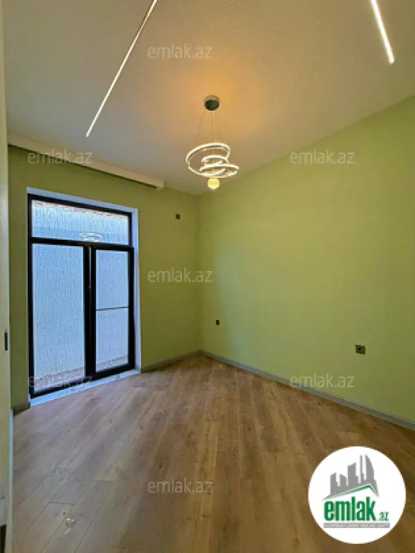 Satılır 4 otaqlı mənzil 150 m²