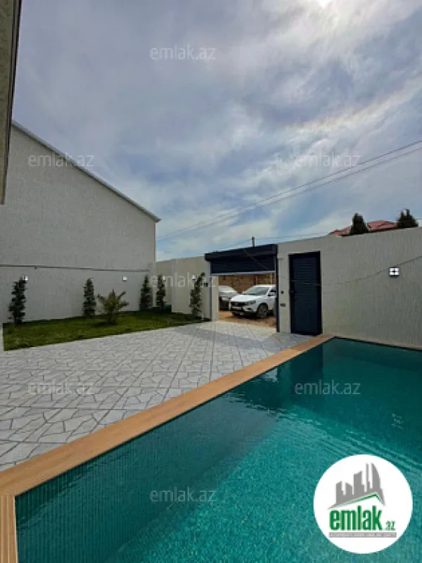 Satılır 4 otaqlı mənzil 150 m²