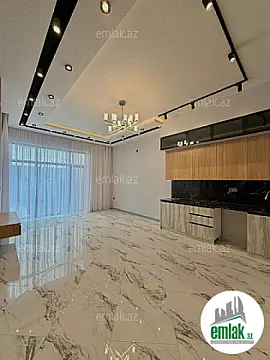 Satılır 4 otaqlı mənzil 135 m²