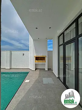 Satılır 4 otaqlı mənzil 145 m²