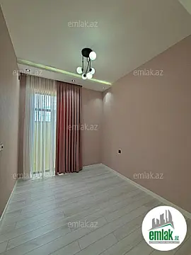 Satılır 4 otaqlı mənzil 145 m²