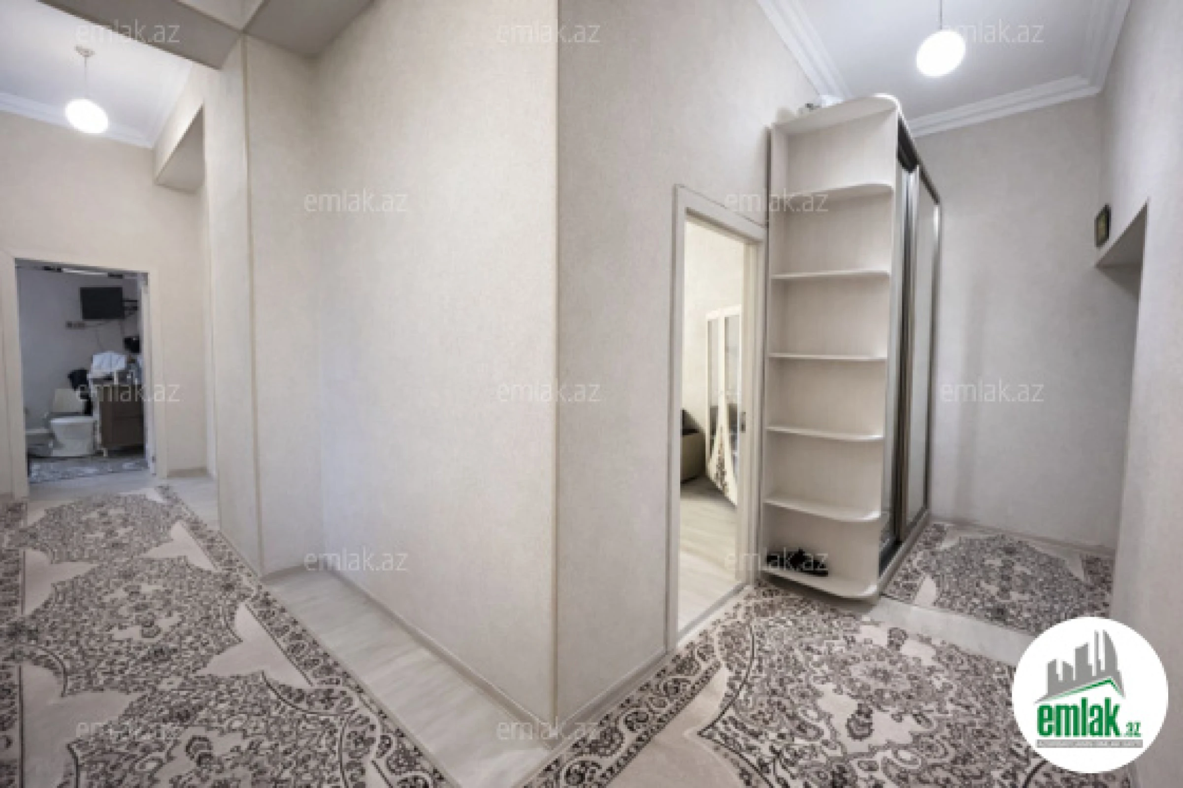 Satılır 3 otaqlı yeni tikili 110 m²