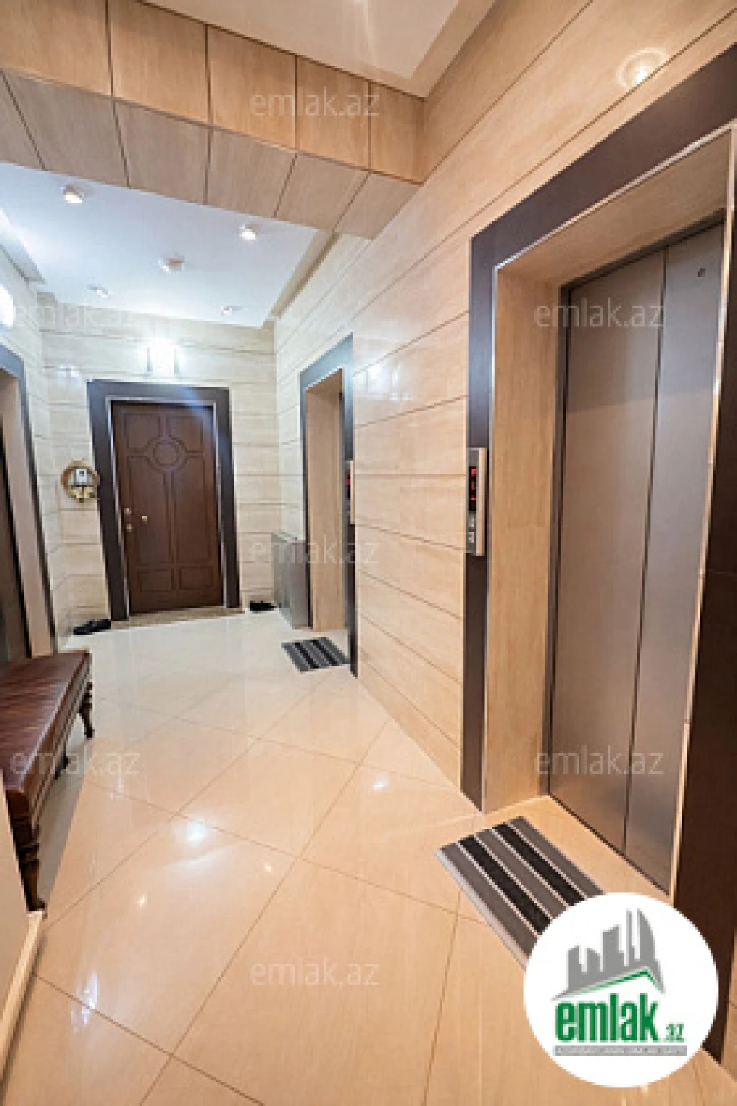 Satılır 3 otaqlı yeni tikili 140 m²