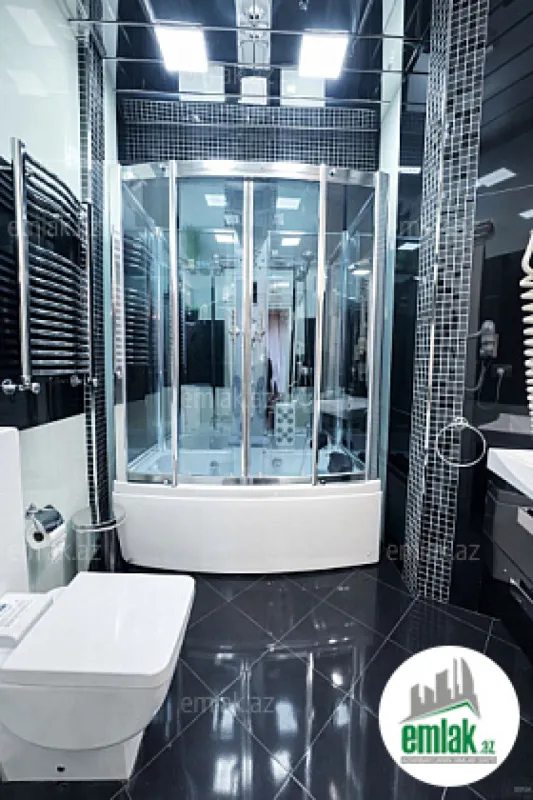 Satılır 3 otaqlı yeni tikili 140 m²