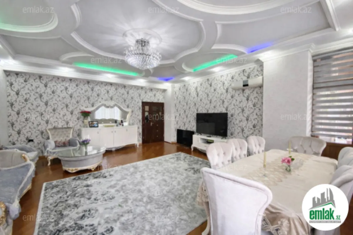 Satılır 3 otaqlı yeni tikili 153 m²