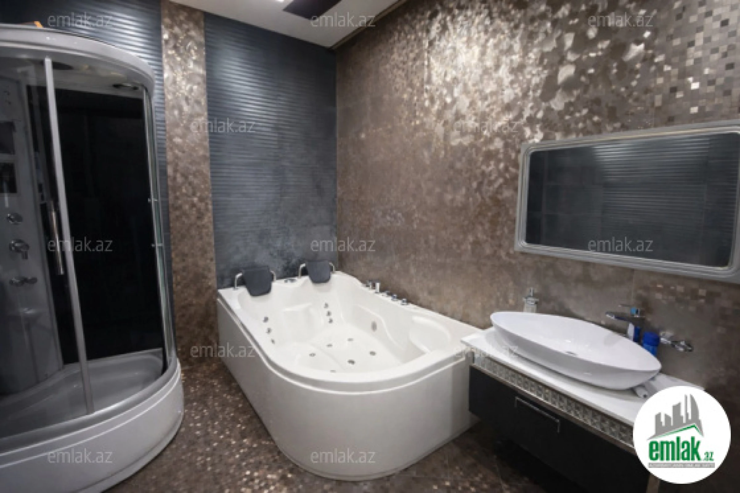 Satılır 3 otaqlı yeni tikili 153 m²