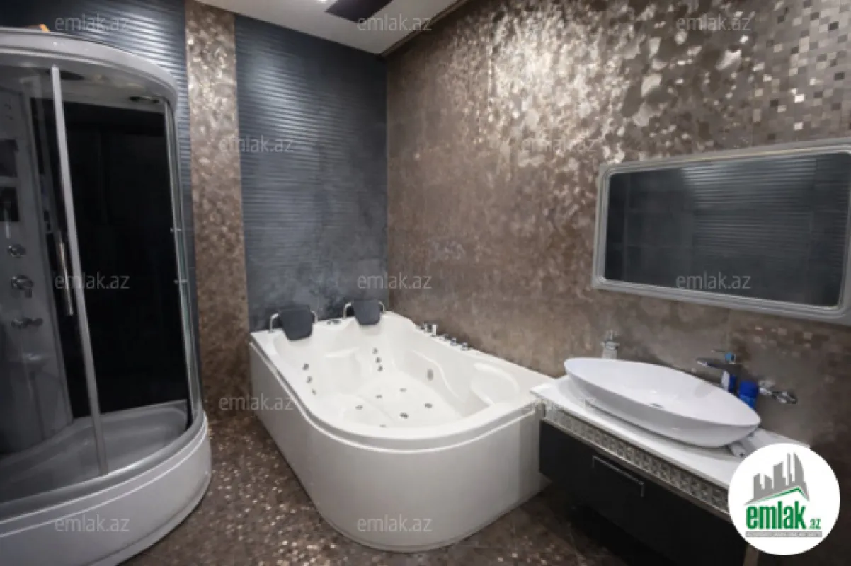 Satılır 3 otaqlı yeni tikili 153 m²