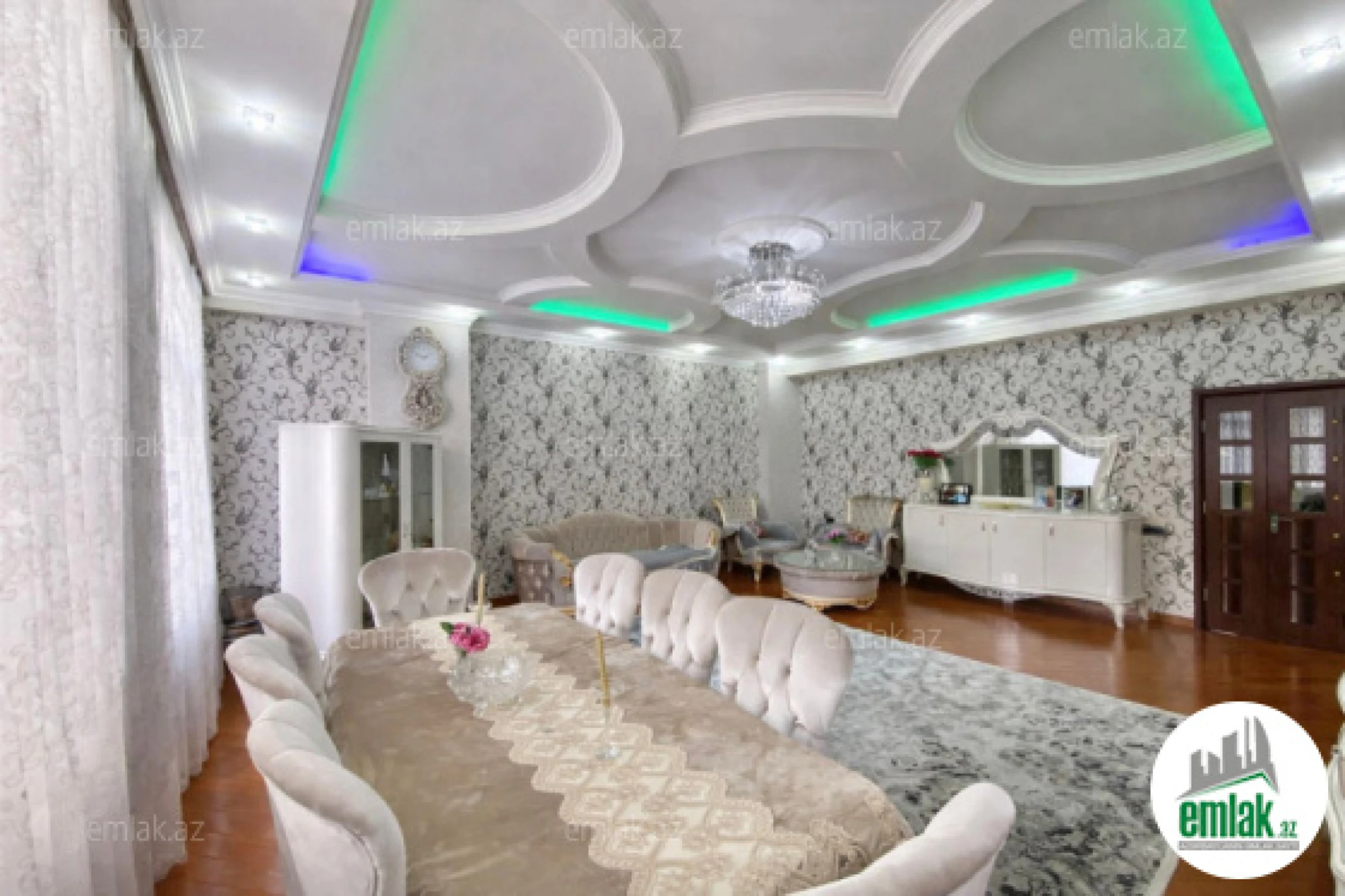 Satılır 3 otaqlı yeni tikili 153 m²