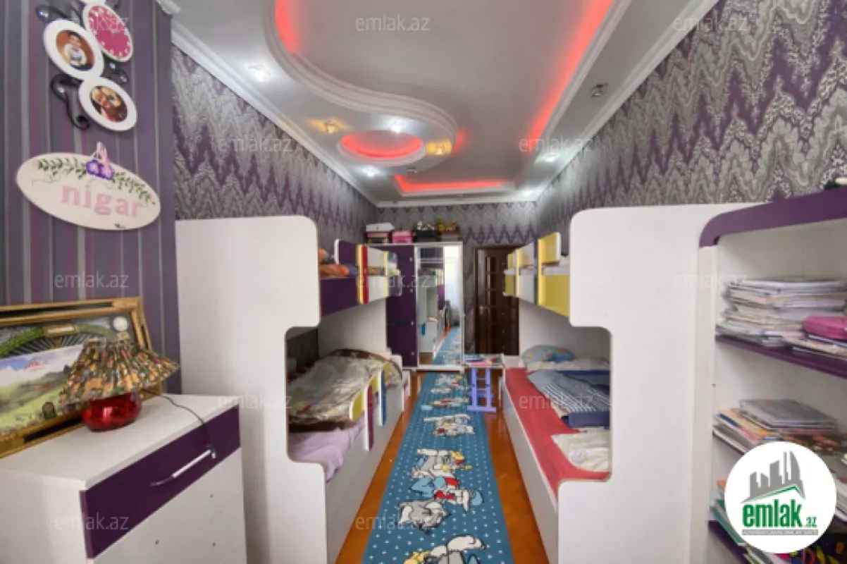 Satılır 3 otaqlı yeni tikili 153 m²