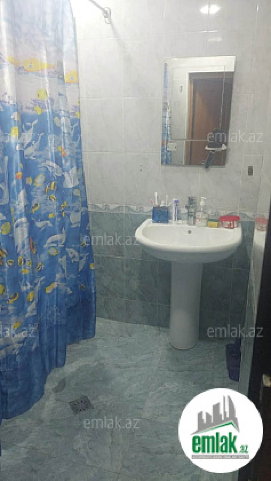 Satılır 3 otaqlı köhnə tikili 85 m²