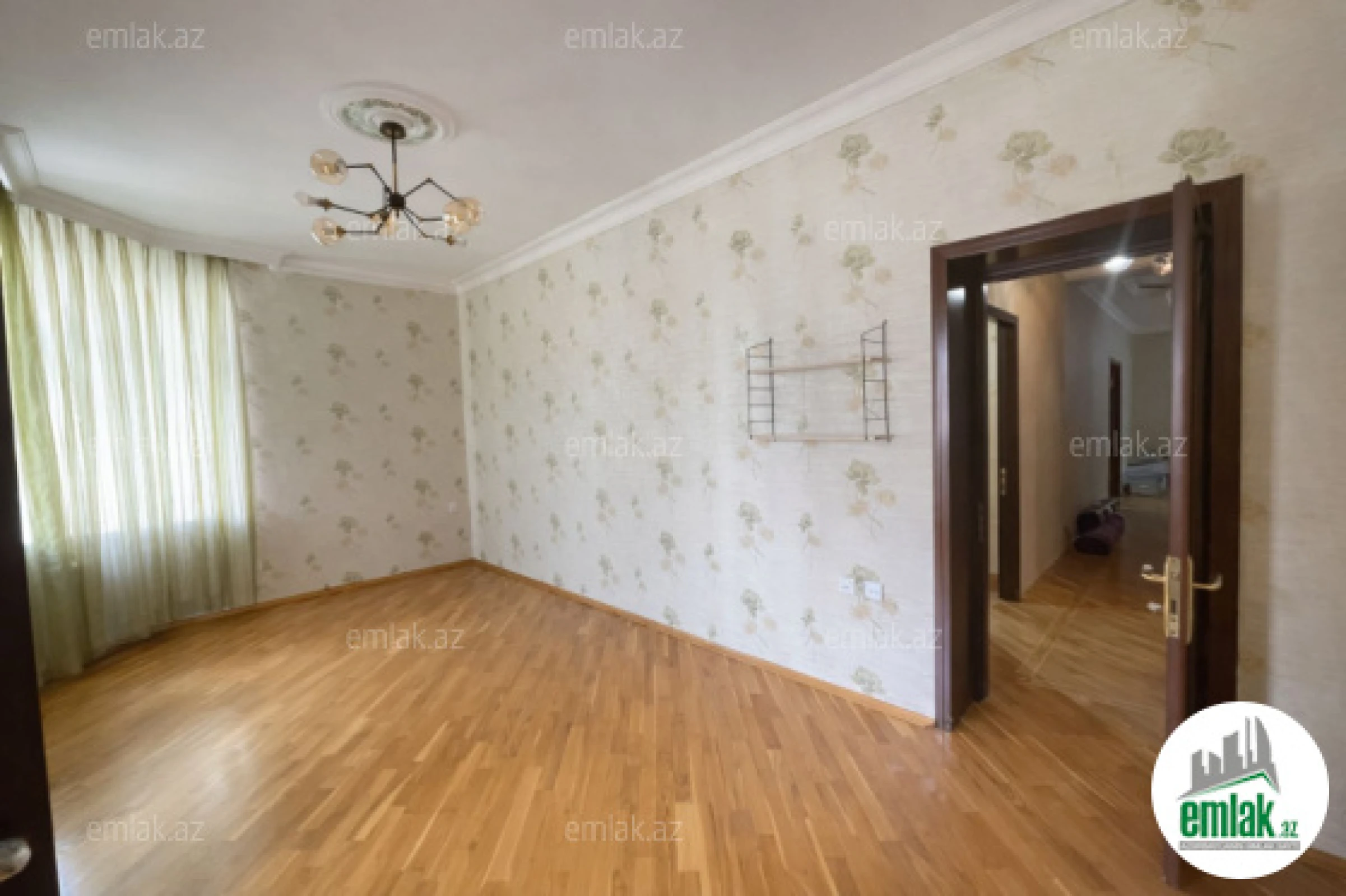 Satılır 3 otaqlı yeni tikili 170 m²