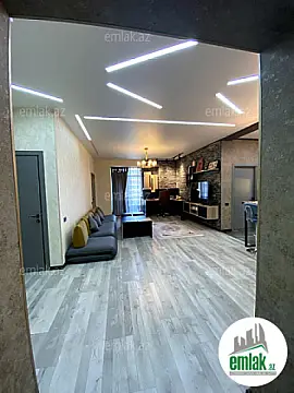 Satılır 3 otaqlı yeni tikili 109 m²