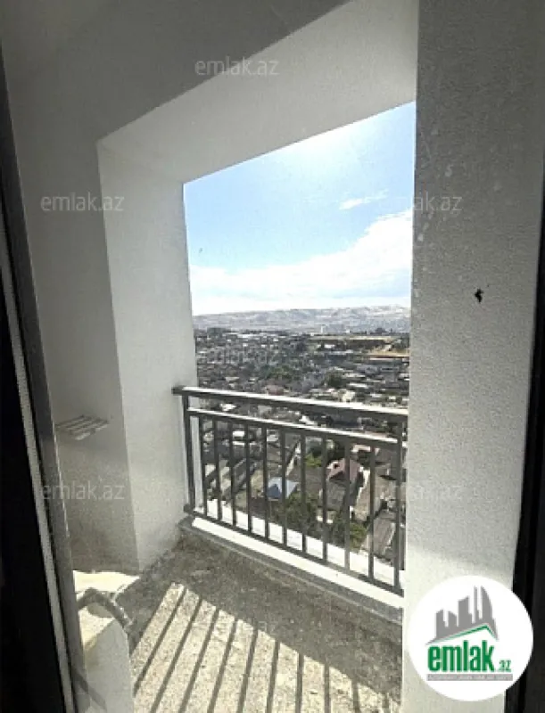 Satılır 3 otaqlı yeni tikili 80 m²