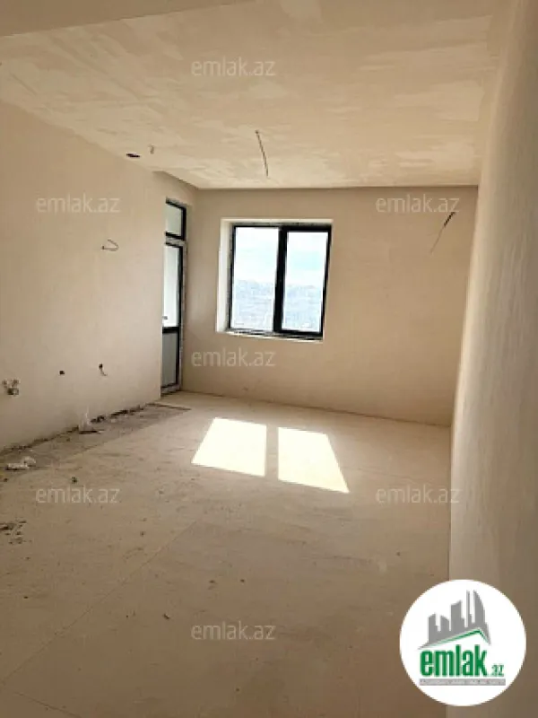 Satılır 3 otaqlı yeni tikili 80 m²