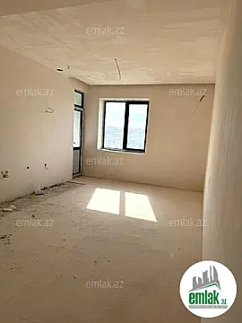 Satılır 3 otaqlı yeni tikili 80 m²
