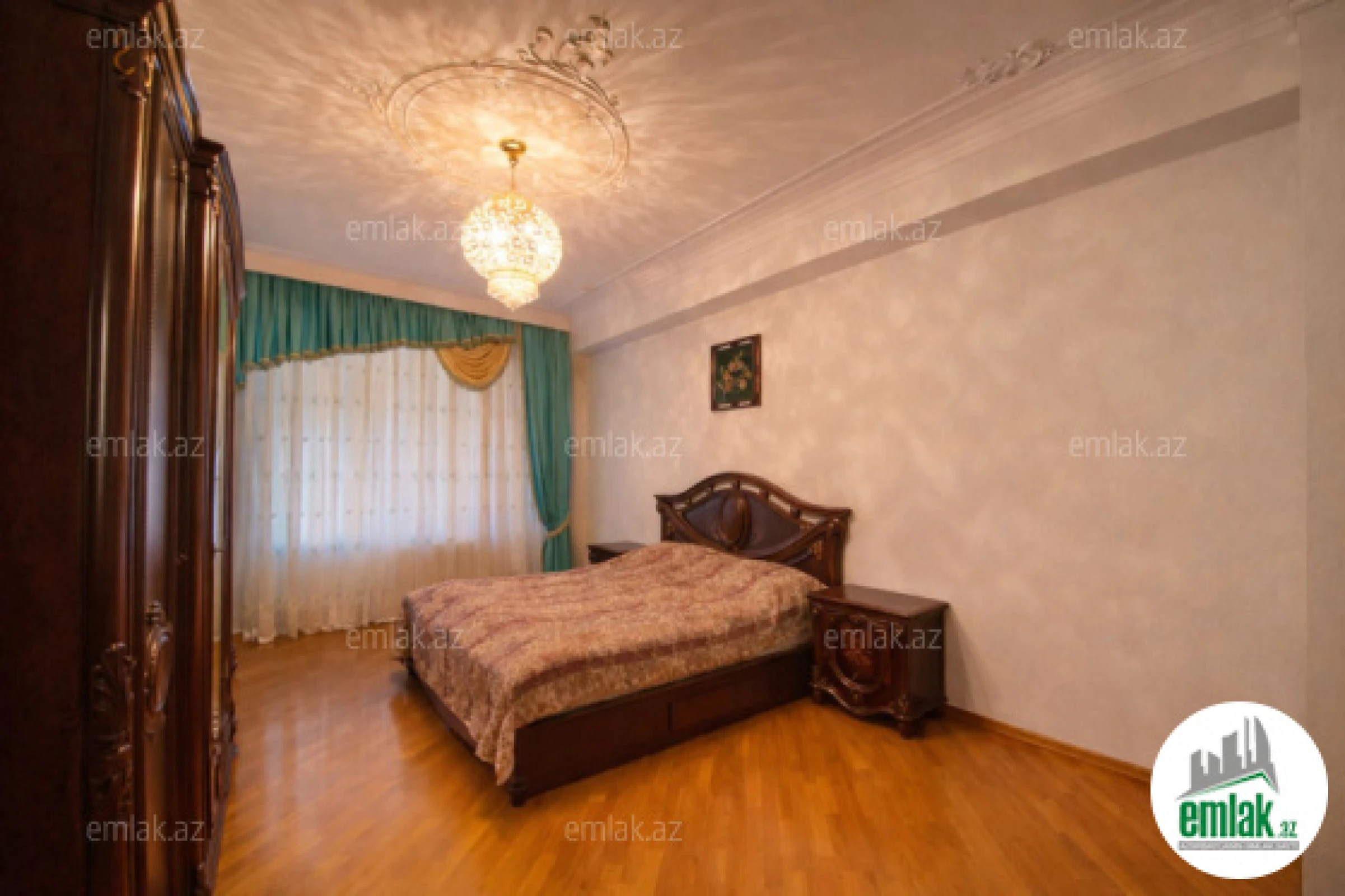 Satılır 3 otaqlı yeni tikili 170 m²