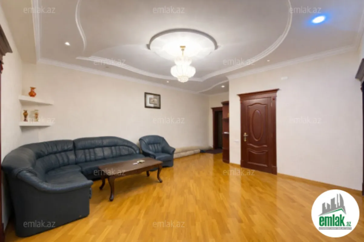 Satılır 3 otaqlı yeni tikili 170 m²