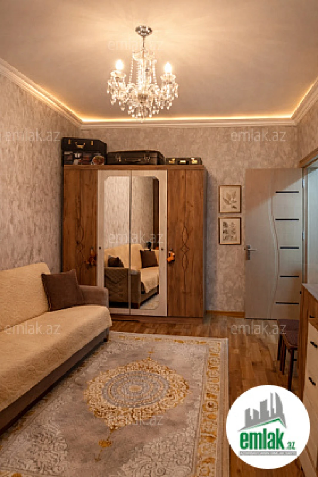 Satılır 1 otaqlı köhnə tikili 40 m²