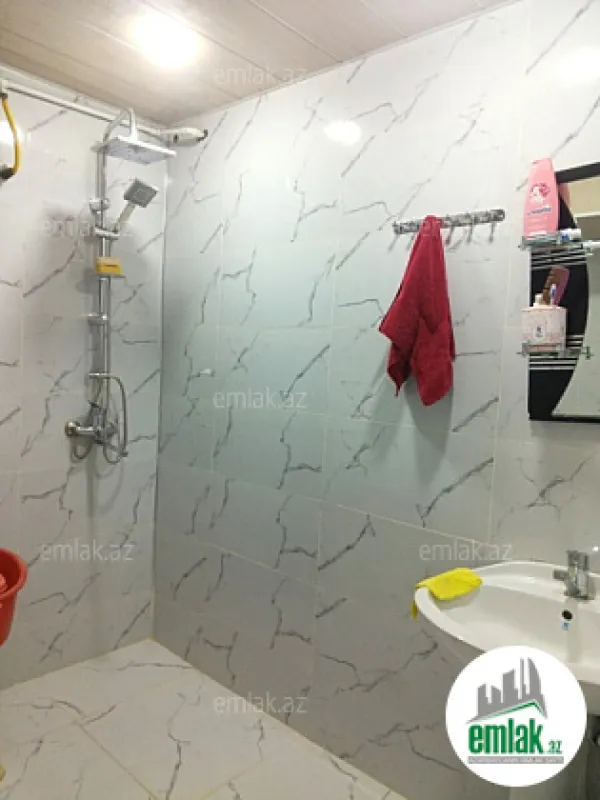 Satılır 1 otaqlı köhnə tikili 40 m²