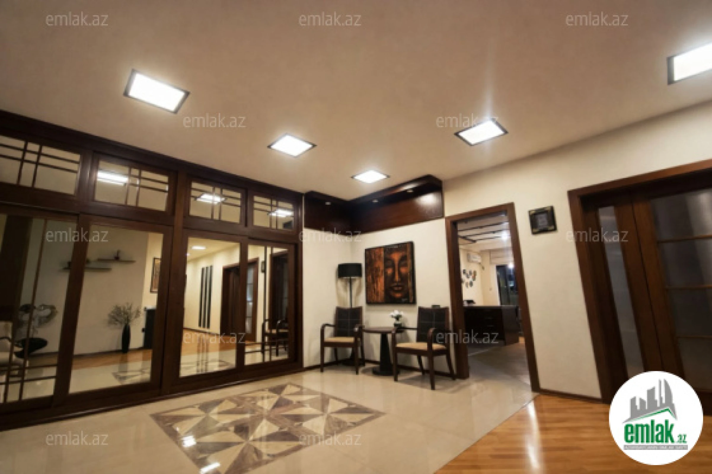 Satılır 3 otaqlı yeni tikili 190 m²