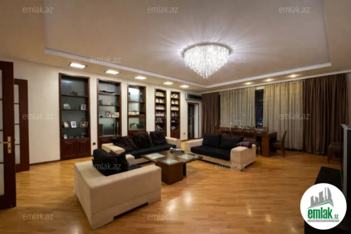 Satılır 3 otaqlı yeni tikili 190 m²