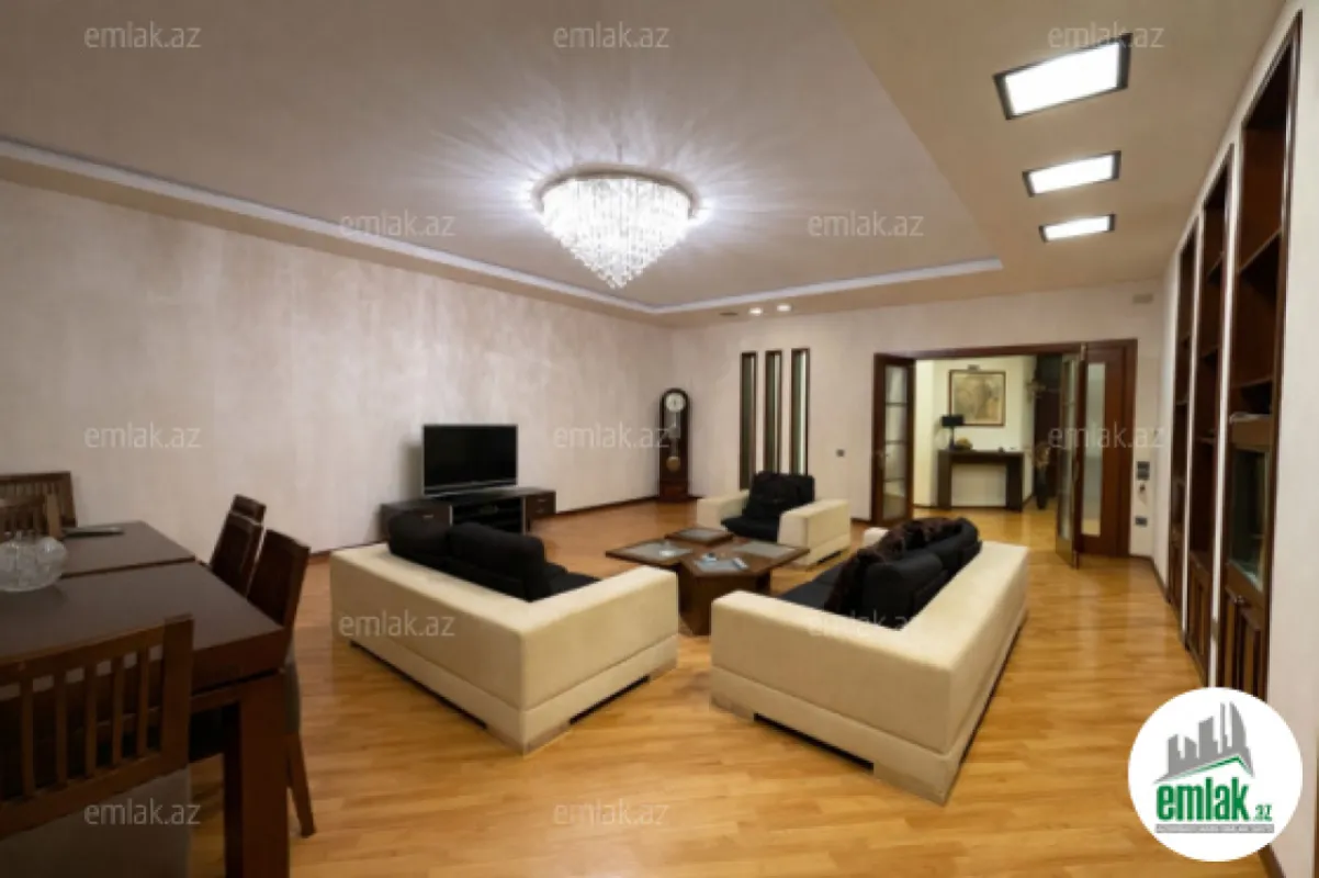 Satılır 3 otaqlı yeni tikili 190 m²