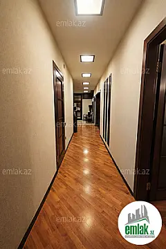Satılır 3 otaqlı yeni tikili 190 m²